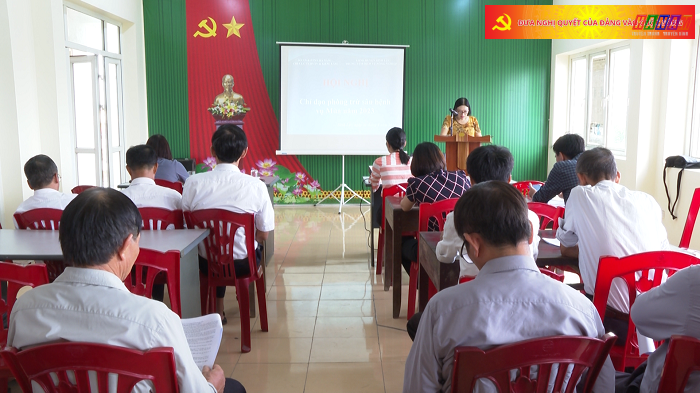 Trung tâm dịch vụ nông nghiệp huyện Bình Lục tổ chức hội nghị chỉ đạo phòng trừ sâu bệnh vụ mùa 2023